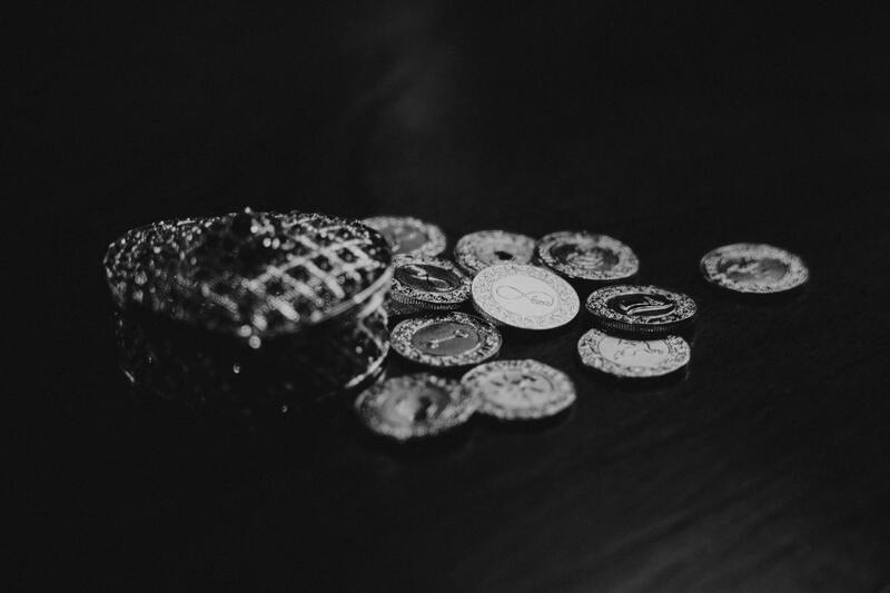 Pokerin Todennäköisyydet: Kuinka Ne Vaikuttavat Peliin Ja Strategiaan