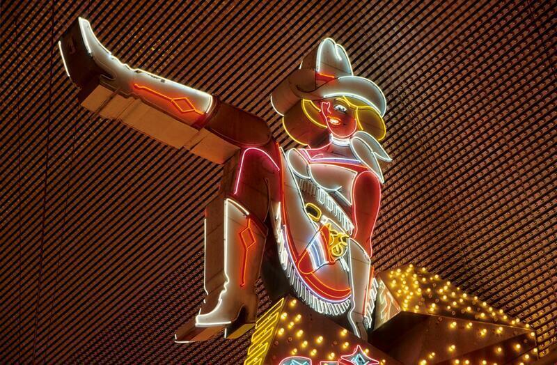 Jokeripokeri Ja Musiikkitalo: Pelaamisen Ja Tapahtumien Yhdistäminen